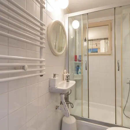 Kucica Na Brdu-zaklopaca Zaklopaca (Belgrade)